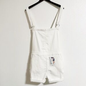NEW Levi’s Denizen Distressed Shortalls